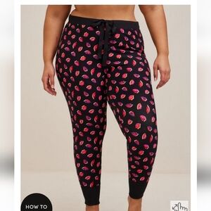 🆕️💋 2X LIPS / KISS FOXY FULL LENGTH SLEEP LEGGING💋